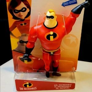 The Incredibles Pixar Mr. Incredible NWT